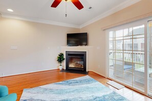 Interior - Rehoboth Crossing townhouse with pool, gym, balcony, grill, W/D, bikes, & patio (Rehoboth Beach)