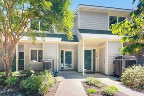 Exterior - Spring Lake Condo with balcony, free WIFI, W/D, shared pool (Rehoboth Beach)