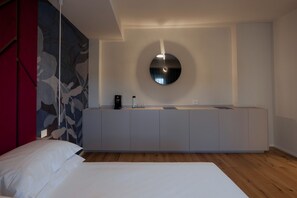 Superior Suite, Private Bathroom | Shared kitchen