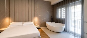 Octantis Signature Rooms