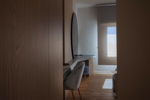 Exclusive Suite, Ensuite, City View | Interior