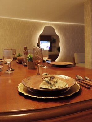 Dining - Close to everything you need (Medellin)