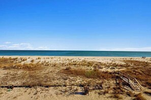 On the beach - Town of Dewey Beach spacious townhouse w/ocean views & beach access (Dewey Beach)