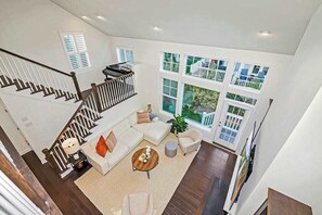 TV, fireplace, offices - Amazing Peninsula retreat with pools, hot tubs, sports courts, & ample golfing (Millsboro)