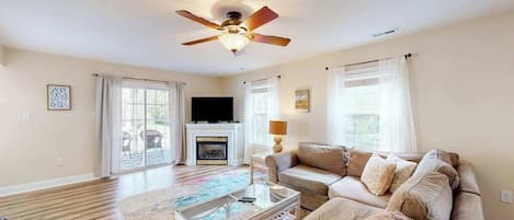 TV, fireplace, DVD player, offices