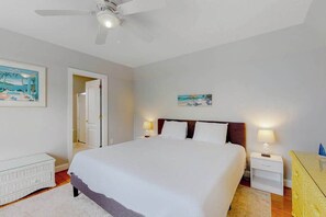 Iron/ironing board, WiFi, bed sheets - Home near the ocean with a pool, outdoor space, WiFi, central AC, & washer/dryer (Rehoboth Beach)