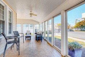 Interior - Home near the ocean with pool access & washer/dryer (Rehoboth Beach)