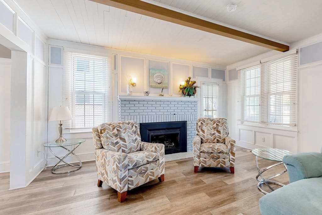 Home Near The Ocean With Pool Access & Washer/dryer - Rehoboth Beach, DE