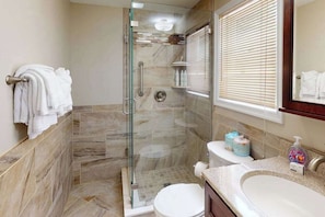 Shower, hair dryer - Coastal Escape with Incredible Sunsets – Boat, Fish & Play at Angola By The Bay! (Lewes)
