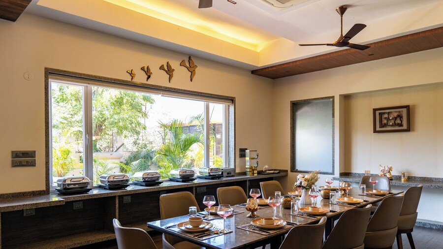 ELIVAAS Prive Mountain Creek 1 Luxe Room