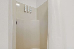 Shower, hair dryer - Town of Rehoboth Beach townhouse w/patio, balcony, close to beach (Rehoboth Beach)