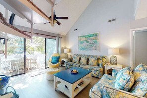 TV, DVD player, offices - Sea Colony Tennis 2nd-floor condo with sauna, gym, & tennis court (Bethany Beach)