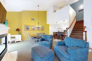 TV, DVD player, offices - 2nd-floor Sea Colony Tennis condo with gym & sauna (Bethany Beach)
