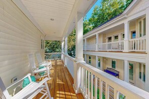 Terrace/patio - Sea Colony Tennis house with tennis court, basketball court, gym, & sauna (Bethany Beach)