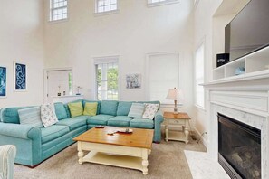TV, table football - Bayside Resort house w/ central AC, private washer/dryer, (Selbyville)
