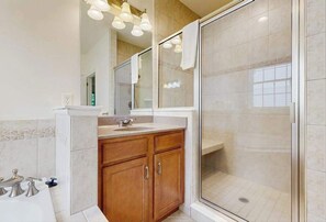 Shower, towels - Bayside Resort house w/ central AC, private washer/dryer, (Selbyville)