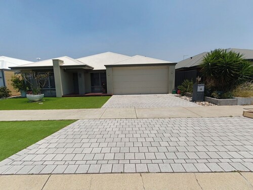 Spacious and Comfortable Family Stay