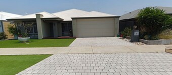 Spacious and Comfortable Family Stay