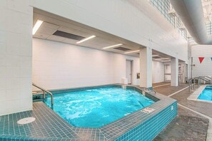Pool - Sea Colony Tennis 1st floor condo w/ gym, basketball court, and shared sauna (Bethany Beach)