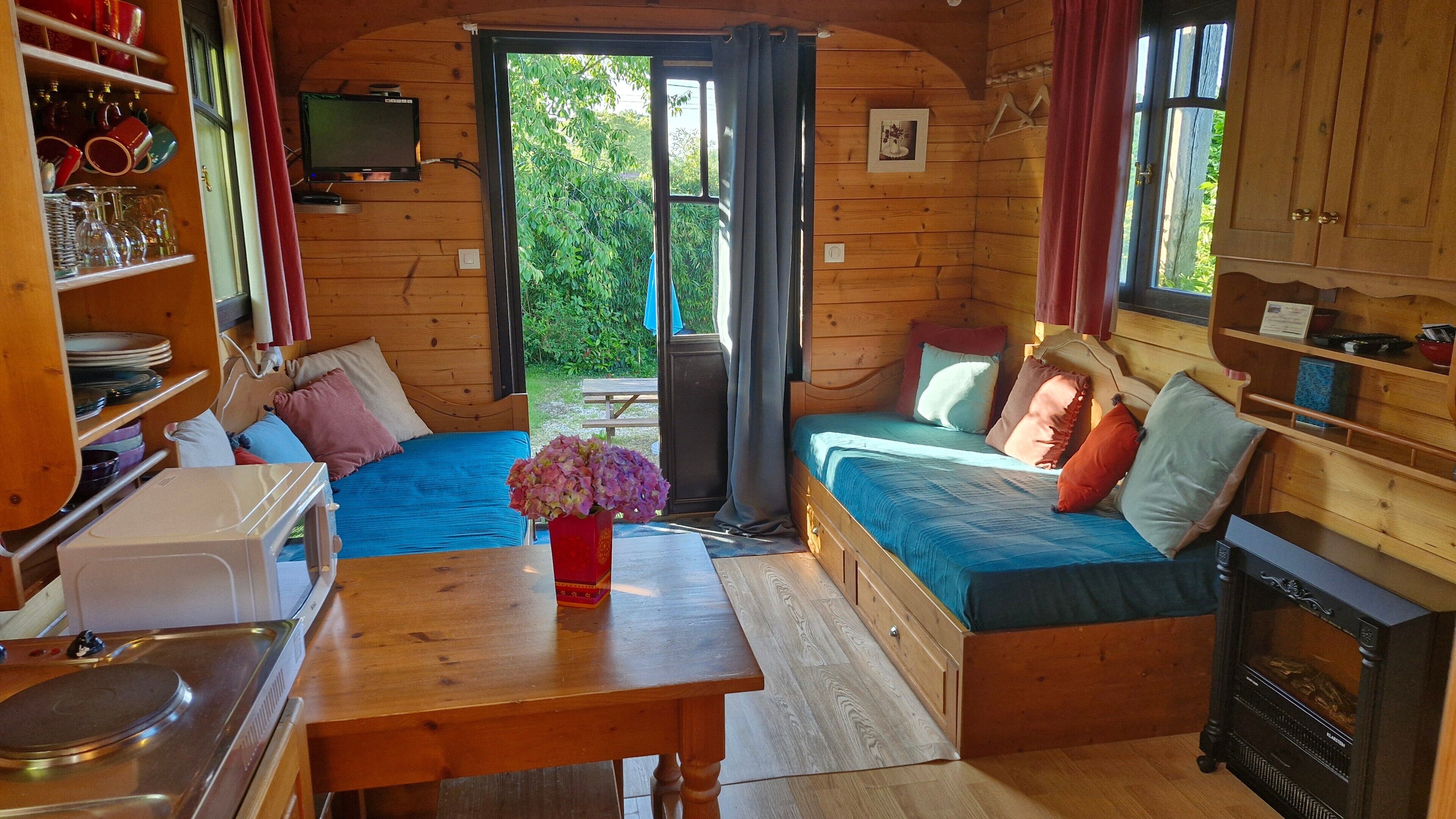 Gîte Bohème En Roulotte 2 à 4 Personnes, Proche De Honfleur Avec Piscine - Gonfreville-l'Orcher