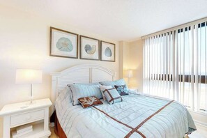 Iron/ironing board, WiFi, bed sheets - Sea Colony Ocean 6th floor condo w/ basketball court, elevator, and free WiFi (Bethany Beach)