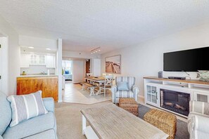 TV, offices - Sea Colony Ocean 5th floor condo w/ basketball court, tennis court, & free WiFi (Bethany Beach)