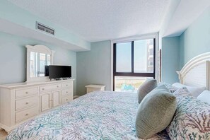 Iron/ironing board, WiFi, bed sheets - Sea Colony Ocean 5th floor condo w/ basketball court, tennis court, & free WiFi (Bethany Beach)