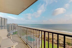Property grounds - Sea Colony Ocean 10th-floor condo with basketball court, gym, and sauna (Bethany Beach)