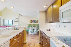 Fridge, microwave, oven, stovetop - Sea Colony Ocean 9th floor condo w/ elevator, basketball court, and free WiFi (Bethany Beach)