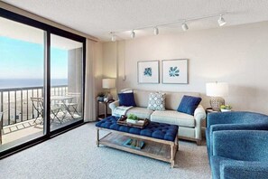 TV, offices - Sea Colony Ocean 7th floor condo w/ basketball court, pool, and elevator (Bethany Beach)