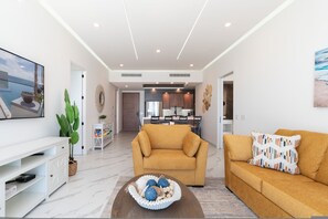 House, Smoking | 2 bedrooms - Beachfront 2BR Condo Pool Ocean Views Resort (Puerto Peñasco)