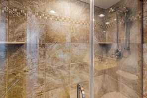Shower, hair dryer, towels - Sea Colony Ocean 4th floor condo w/ gym, elevator, and tennis court (Bethany Beach)