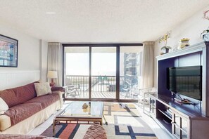 TV, DVD player, offices - Sea Colony Ocean updated 3rd-floor condo with pool & tennis court (Bethany Beach)