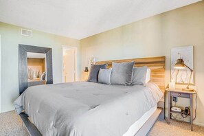Iron/ironing board, WiFi, bed sheets - Sea Colony 9th-Floor Condo with Ocean View, Elevator, and Shared Sauna/Gym (Bethany Beach)