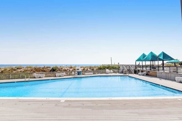 Pool - Sea Colony 2nd floor condo with pool & basketball court (Bethany Beach)