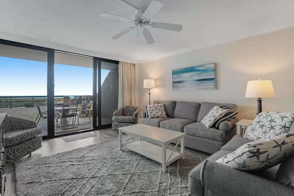 TV, DVD player - Sea Colony oceanfront 1st-floor condo w/ pool, basketball court & elevator (Bethany Beach)