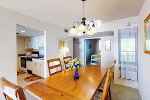 Dining - Sea Colony Ocean 2nd floor condo with sauna (Bethany Beach)
