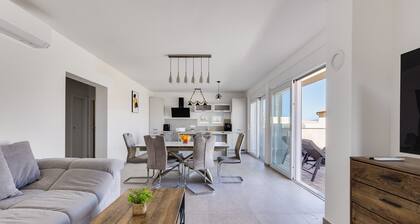 Villa Storia in Pag - Haus für 6-8 Personen