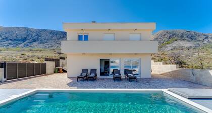 Villa Storia in Pag - Haus für 6-8 Personen