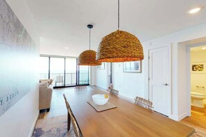Dining - Sea Colony Ocean 11th floor condo w/ free WiFi, tennis court, & basketball court (Bethany Beach)