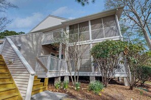 Exterior - Brand new kitchen for 2025, wrap-around porch & easy access to private beach (Bethany Beach)