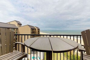 Outdoor dining - Sea Colony Ocean 9th floor condo w/ balcony, elevator, and shared sauna (Bethany Beach)