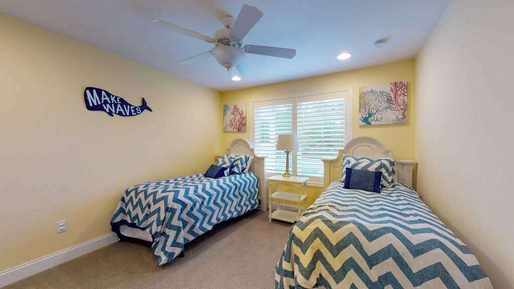 Iron/ironing board, travel crib, WiFi, bed sheets