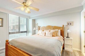 Iron/ironing board, WiFi, bed sheets - Sea Colony Ocean 1st floor condo w/ balcony, free WiFi, and shared sauna (Bethany Beach)