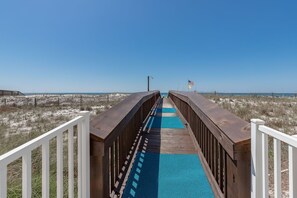 Condo, 2 Bedrooms | Property grounds - Harbour Place 104 2 Bedroom Condo (Orange Beach)