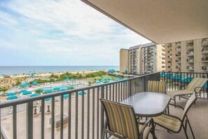 Outdoor dining - Sea Colony Ocean 3rd floor condo w/ tennis court, gym, and balcony (Bethany Beach)