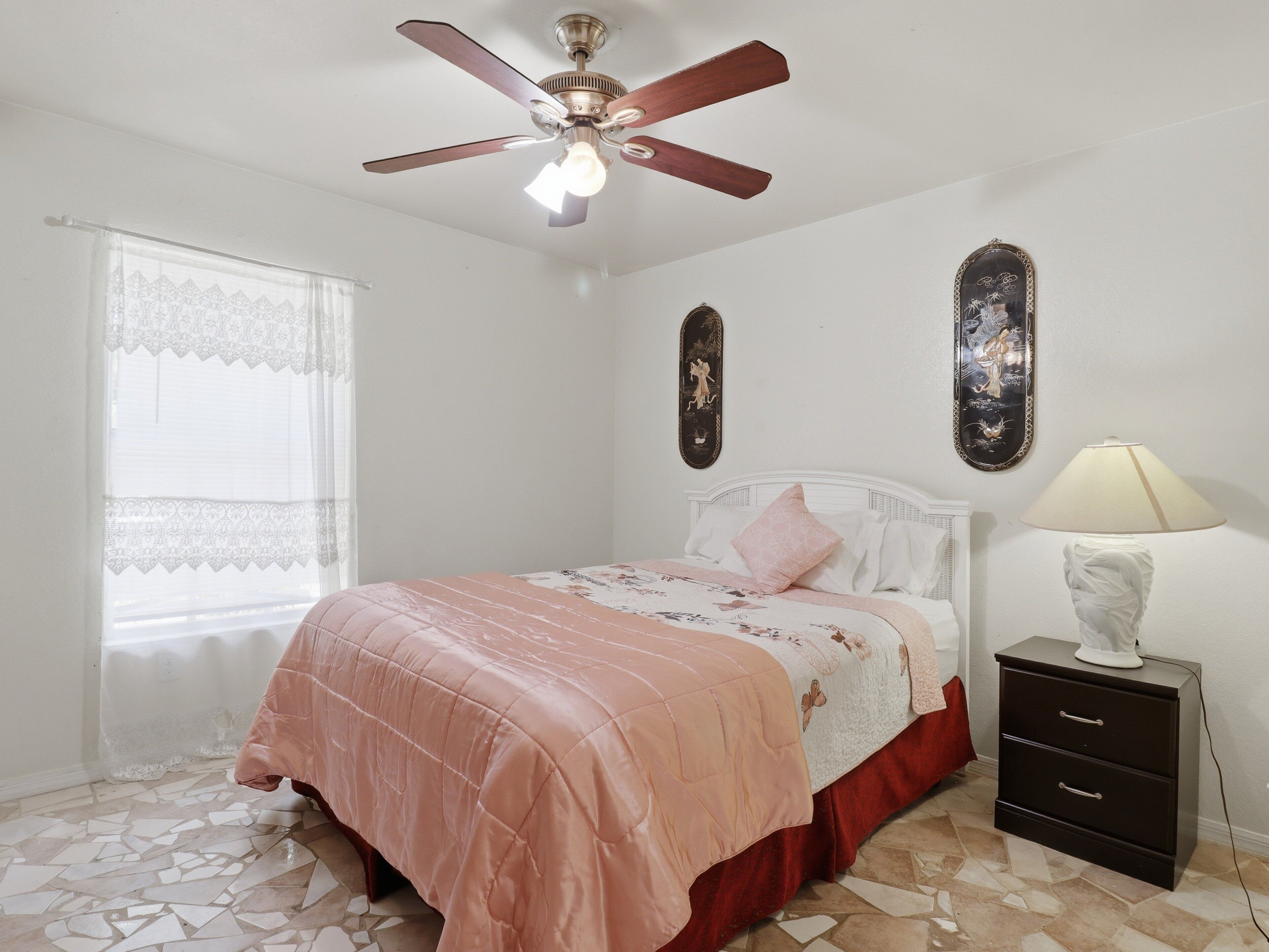 House, 4 Bedrooms