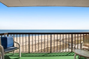Property grounds - Sea Colony 7th-floor condo with oceanfront indoor/outdoor pools - steps to beach (Bethany Beach)