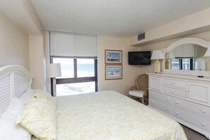 Iron/ironing board, WiFi, bed sheets - Sea Colony oceanfront, 7th-floor condo w/ pool and ocean view (Bethany Beach)