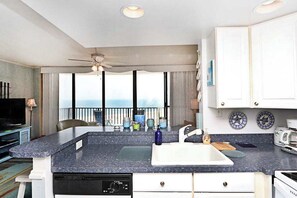 Fridge, microwave, oven, stovetop - Sea Colony 7th-floor ocean-view condo with elevator & gym (Bethany Beach)